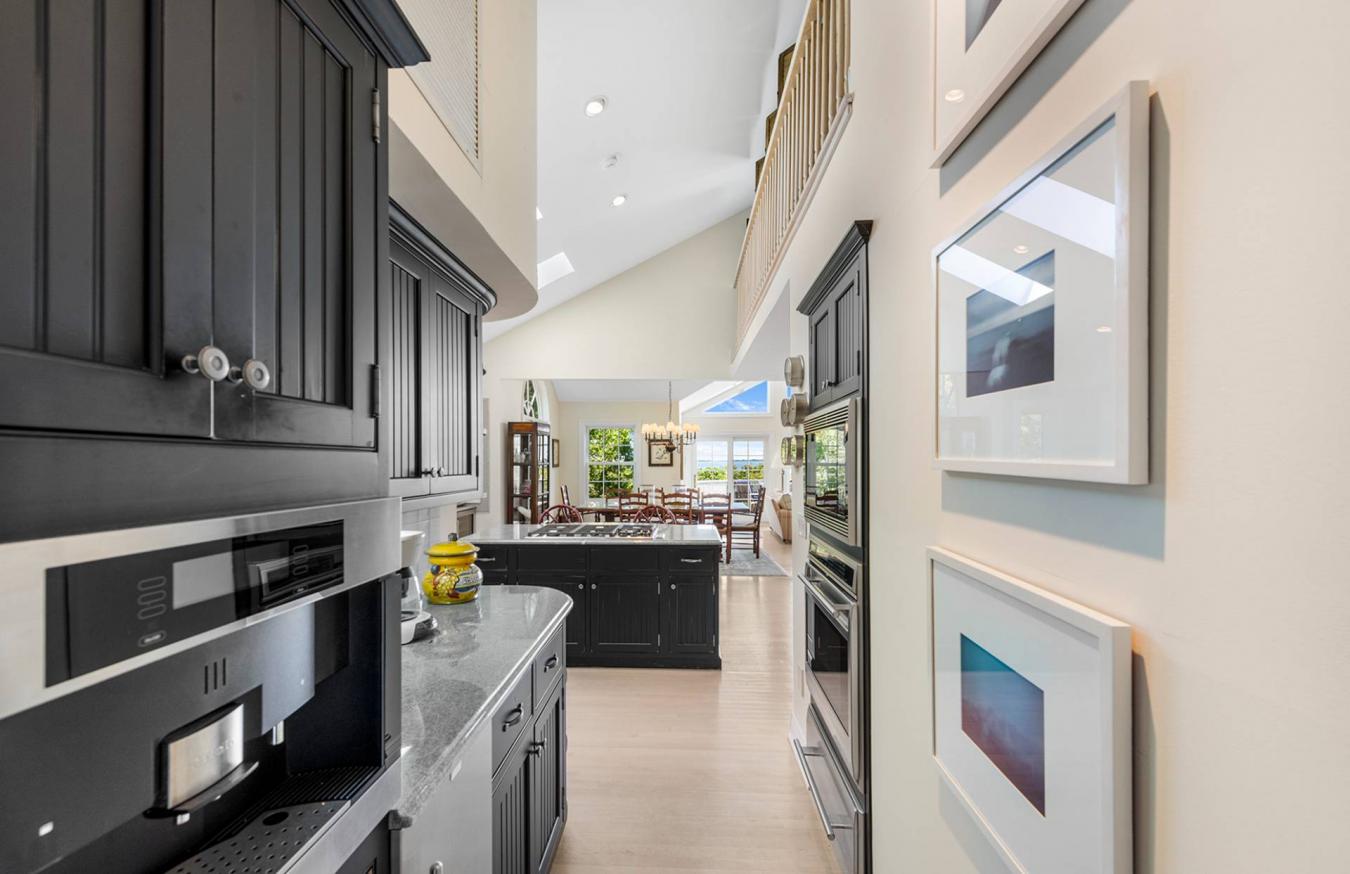 Southampton, New York, 11968, United States, 4 Bedrooms Bedrooms, ,5 BathroomsBathrooms,Residential,For Sale,1988777