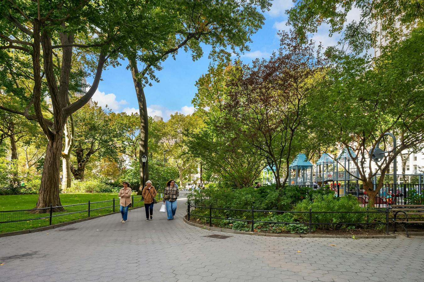 NoMad, New York, 10010, United States, 3 Bedrooms Bedrooms, ,3 BathroomsBathrooms,Residential,For Sale,1988774