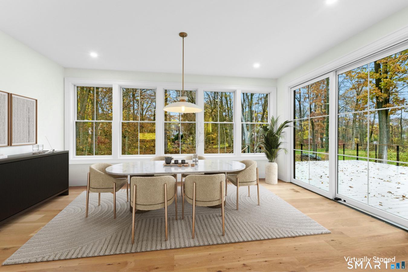 Darien, Connecticut, 06820, United States, 5 Bedrooms Bedrooms, ,6 BathroomsBathrooms,Residential,For Sale,1988772