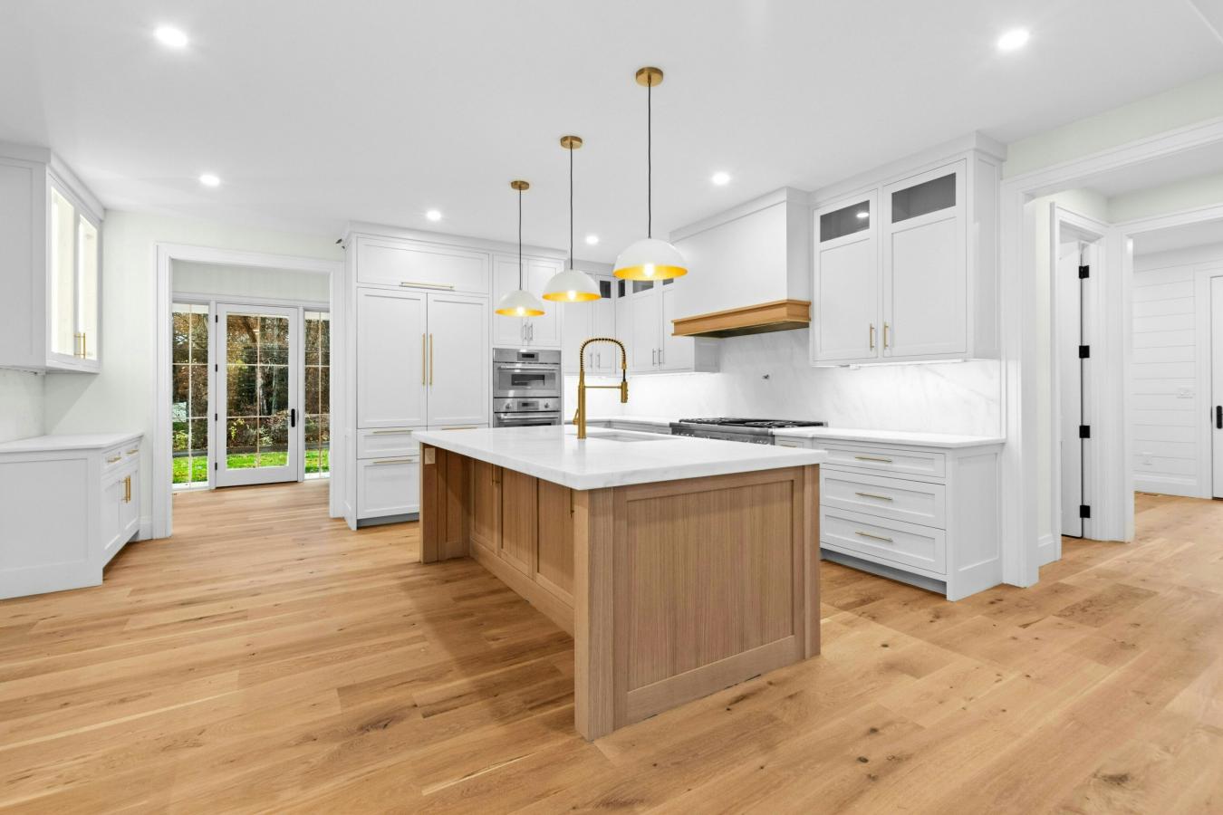 Darien, Connecticut, 06820, United States, 5 Bedrooms Bedrooms, ,6 BathroomsBathrooms,Residential,For Sale,1988772