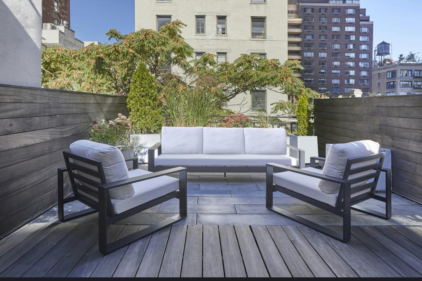 New York, New York, 10023, United States, 8 Bedrooms Bedrooms, ,9 BathroomsBathrooms,Residential,For Sale,1988771