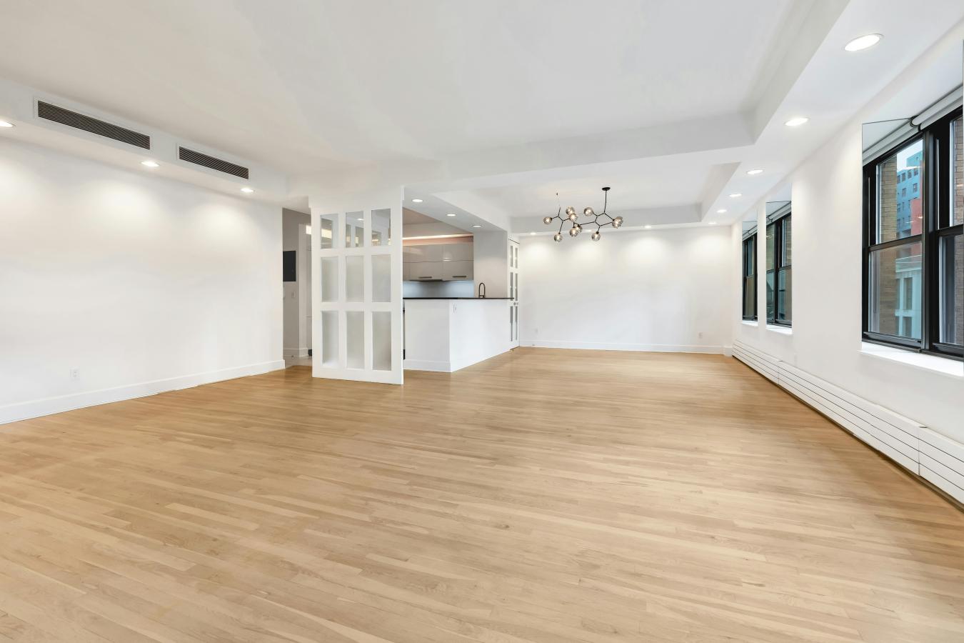 Tribeca, New York, 10013, United States, 3 Bedrooms Bedrooms, ,2 BathroomsBathrooms,Residential,For Sale,1988769