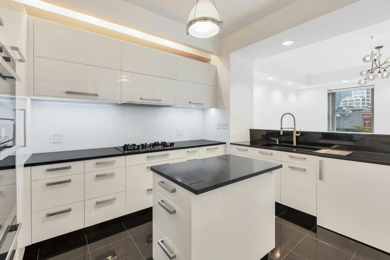 Tribeca, New York, 10013, United States, 3 Bedrooms Bedrooms, ,2 BathroomsBathrooms,Residential,For Sale,1988769