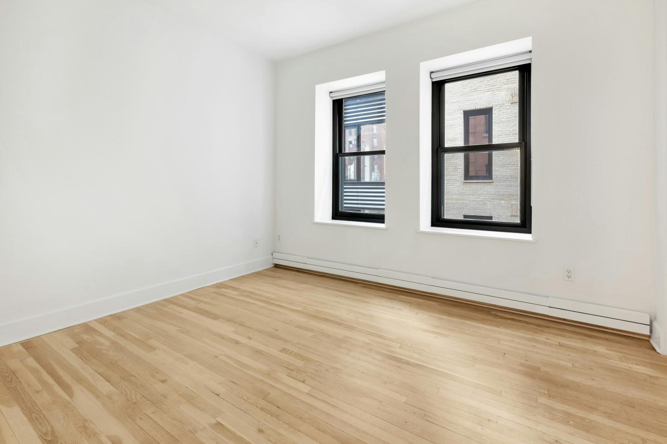 Tribeca, New York, 10013, United States, 3 Bedrooms Bedrooms, ,2 BathroomsBathrooms,Residential,For Sale,1988769