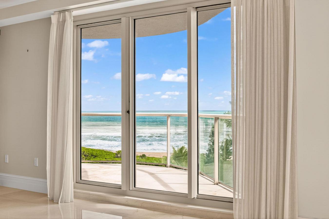 Singer Island, Florida, 33404, United States, 3 Bedrooms Bedrooms, ,3 BathroomsBathrooms,Residential,For Sale,1988767