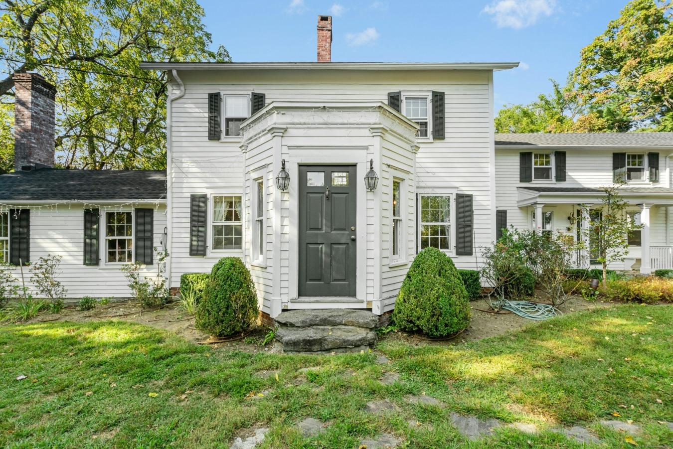 Darien, Connecticut, 06820, United States, 4 Bedrooms Bedrooms, ,3 BathroomsBathrooms,Residential,For Sale,1988765