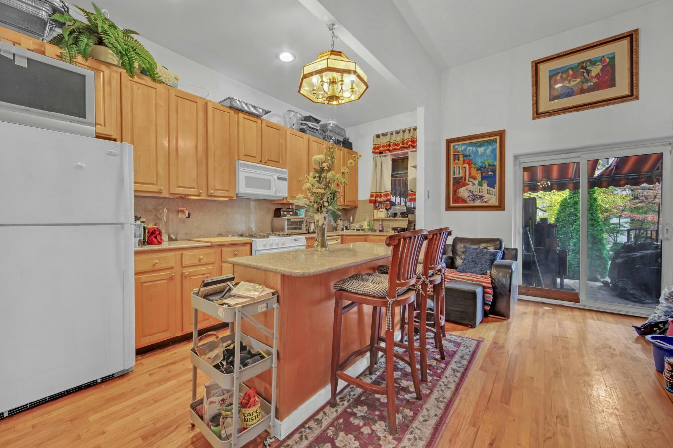 South Harlem, New York, 10027, United States, 9 Bedrooms Bedrooms, ,6 BathroomsBathrooms,Residential,For Sale,1988764