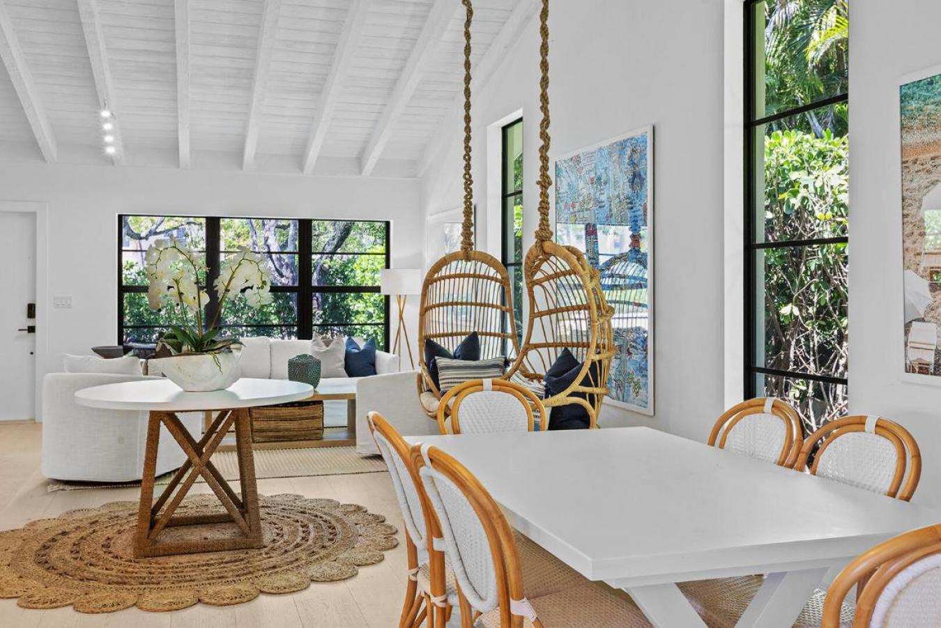 West Palm Beach, Florida, 33405, United States, 3 Bedrooms Bedrooms, ,3 BathroomsBathrooms,Residential,For Sale,1988761