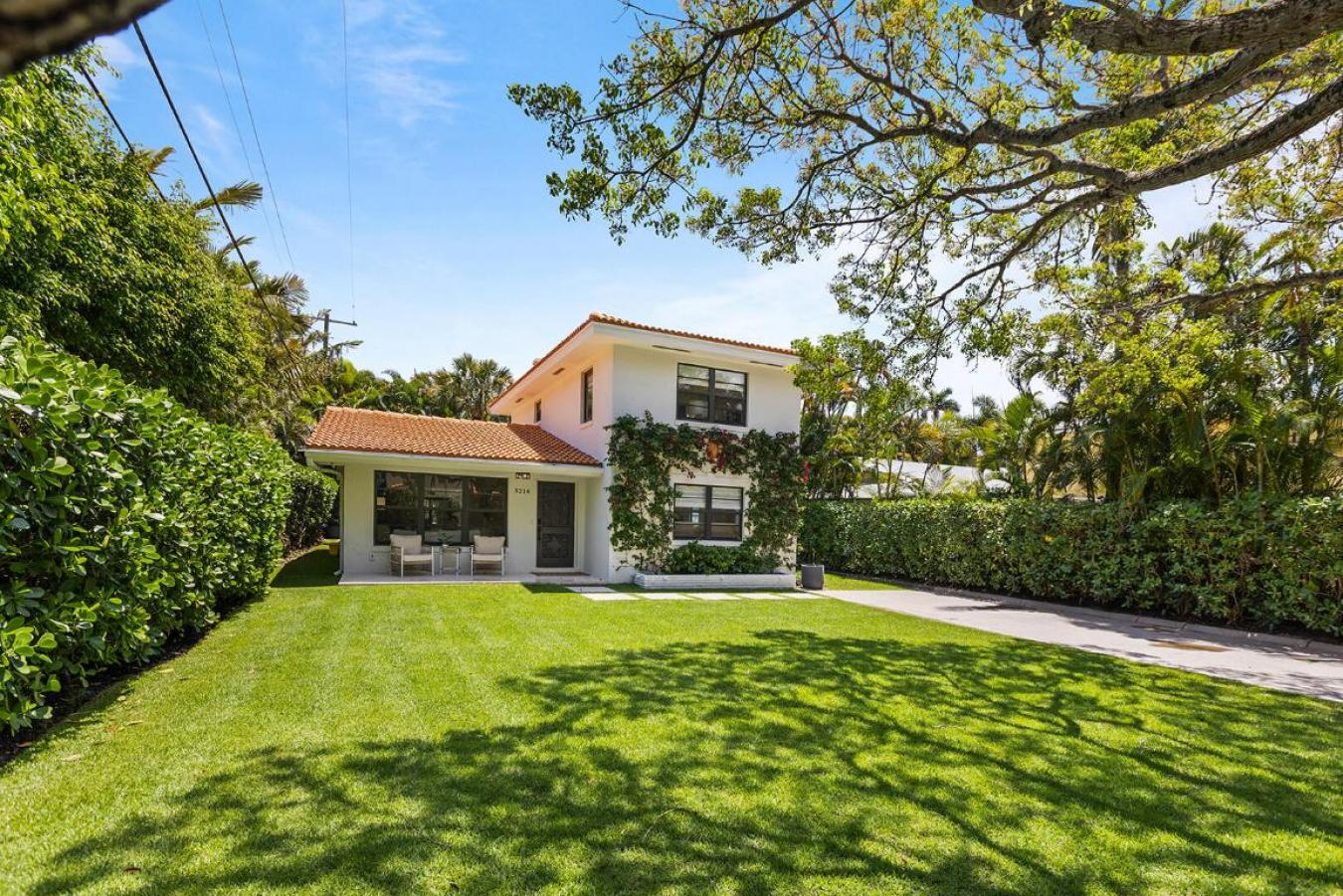 West Palm Beach, Florida, 33405, United States, 3 Bedrooms Bedrooms, ,3 BathroomsBathrooms,Residential,For Sale,1988761