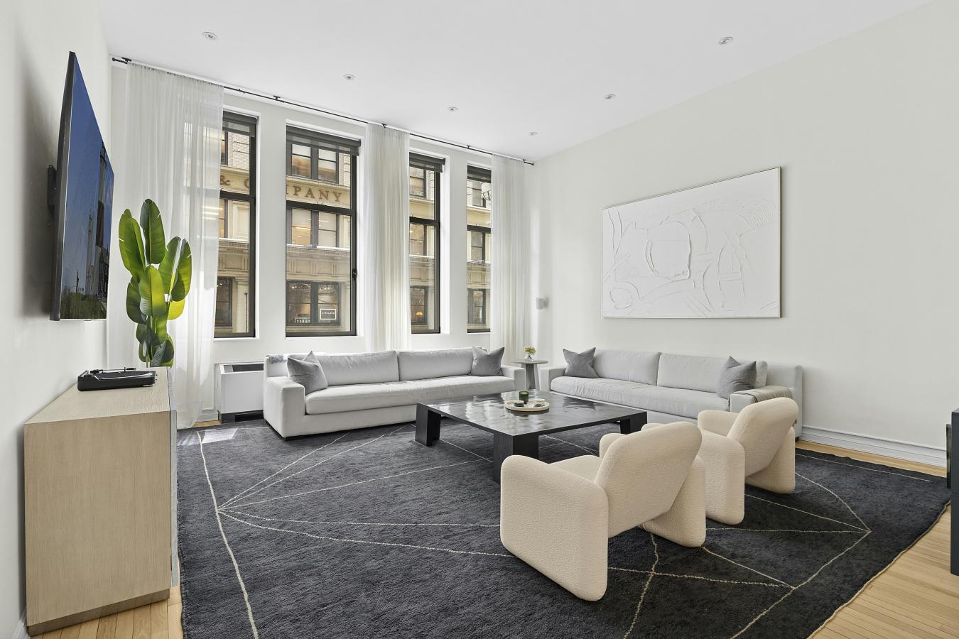 Chelsea, New York, 10001, United States, 2 Bedrooms Bedrooms, ,2 BathroomsBathrooms,Residential,For Sale,1988760