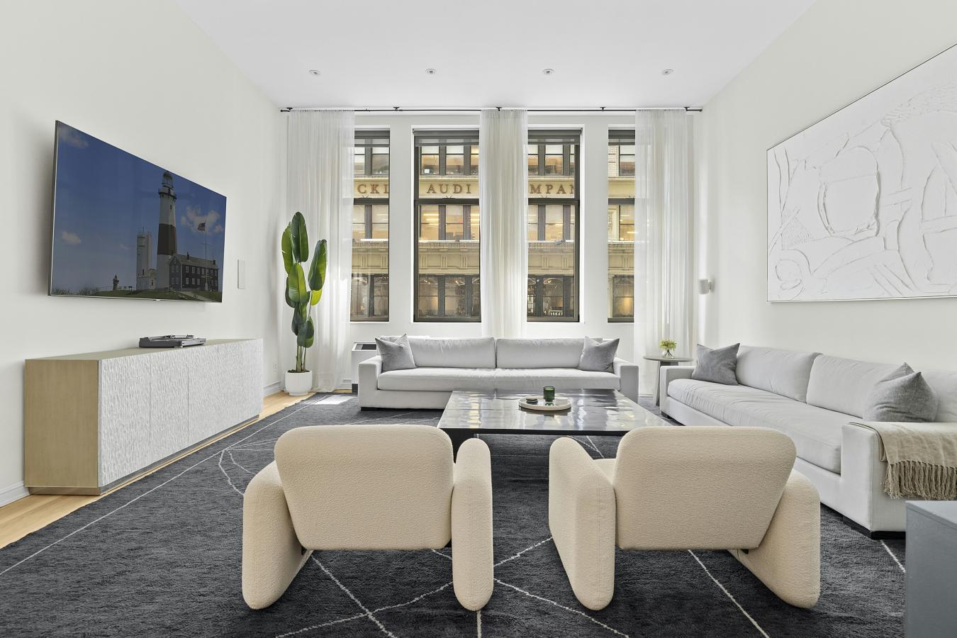 Chelsea, New York, 10001, United States, 2 Bedrooms Bedrooms, ,2 BathroomsBathrooms,Residential,For Sale,1988760