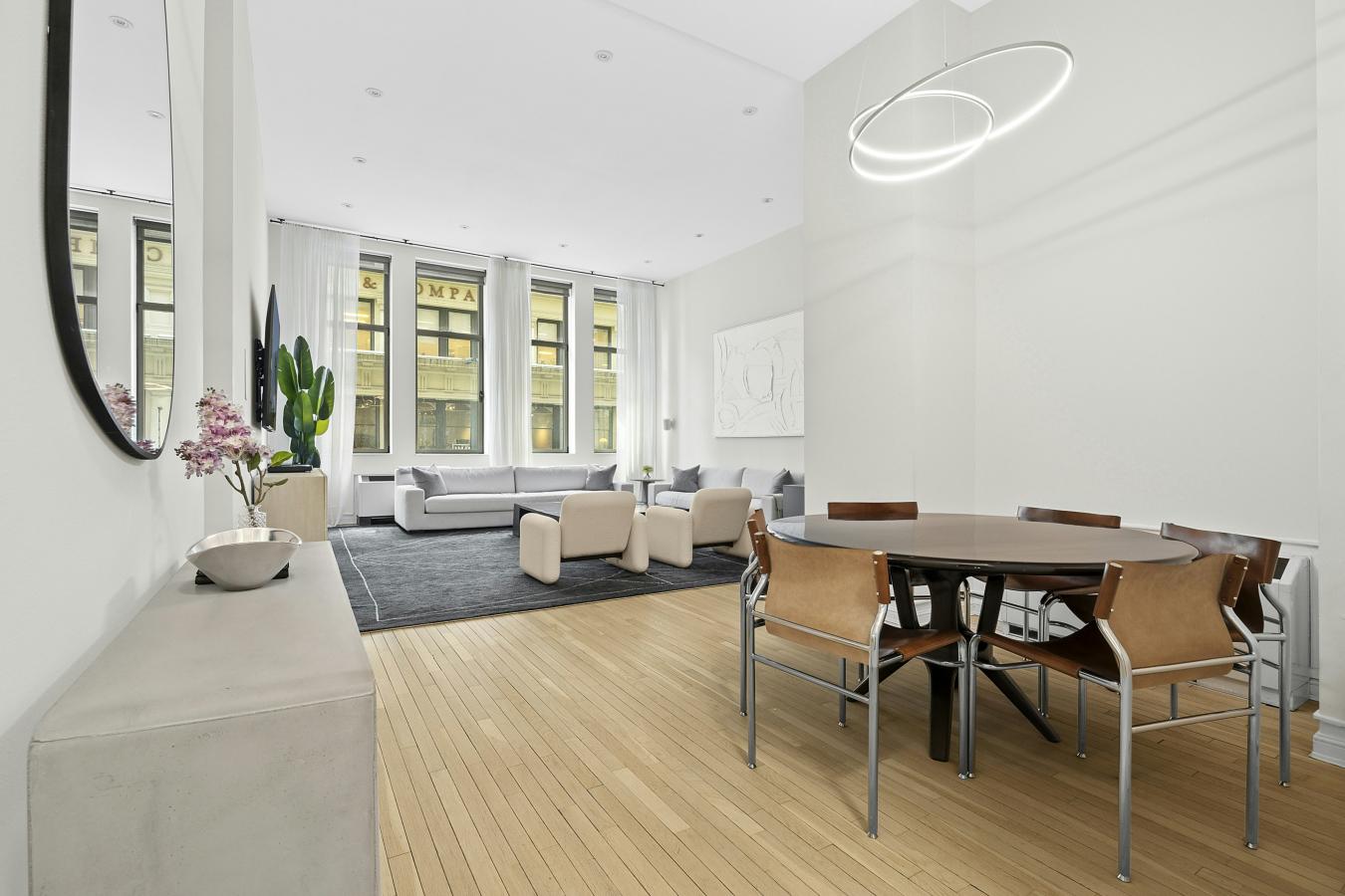 Chelsea, New York, 10001, United States, 2 Bedrooms Bedrooms, ,2 BathroomsBathrooms,Residential,For Sale,1988760