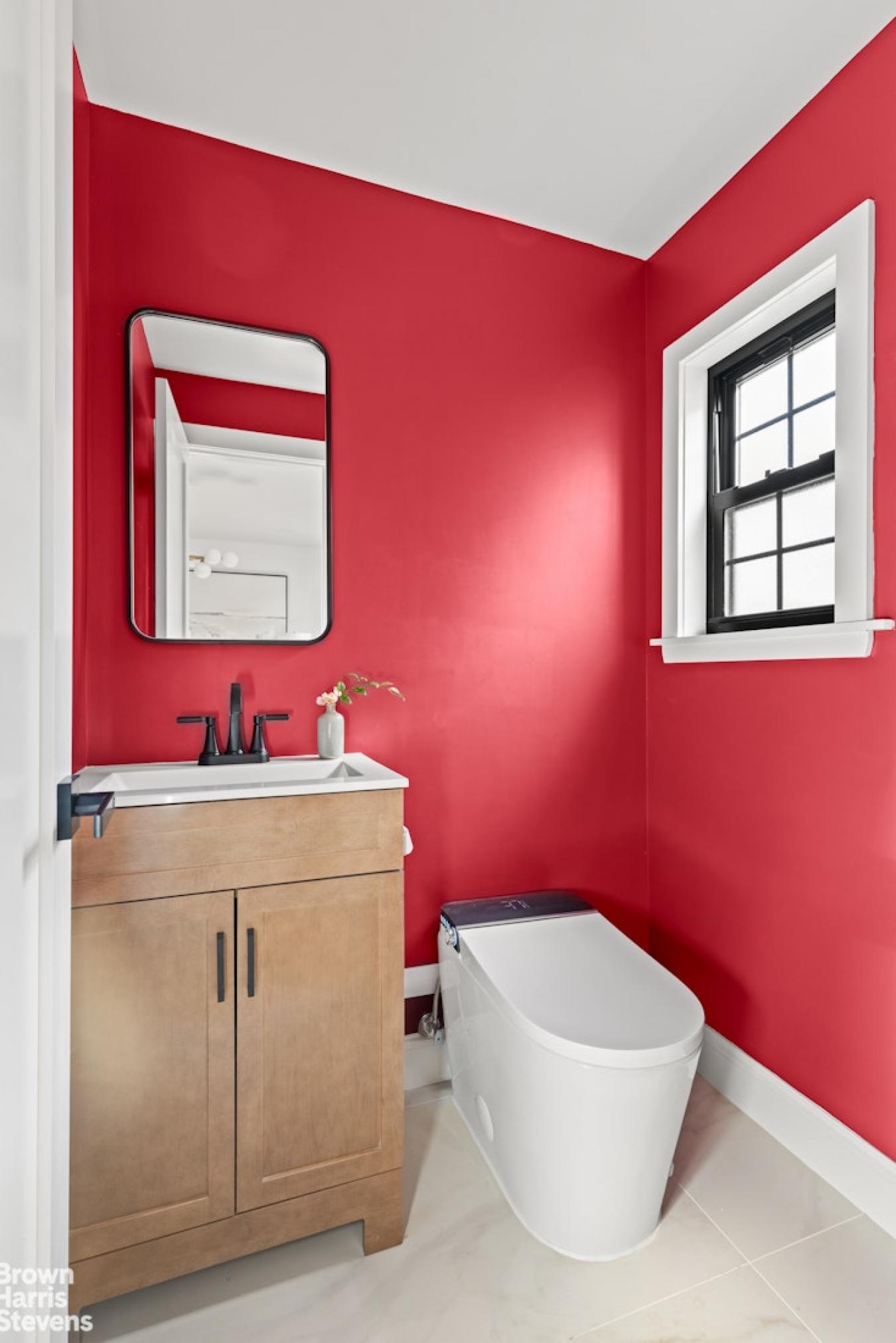 Jamaica Estates, New York, 00000, United States, 5 Bedrooms Bedrooms, ,3 BathroomsBathrooms,Residential,For Sale,1988658