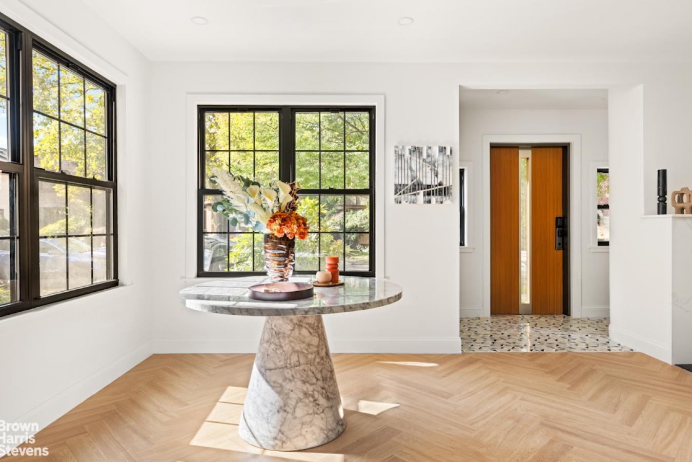 Jamaica Estates, New York, 00000, United States, 5 Bedrooms Bedrooms, ,3 BathroomsBathrooms,Residential,For Sale,1988658