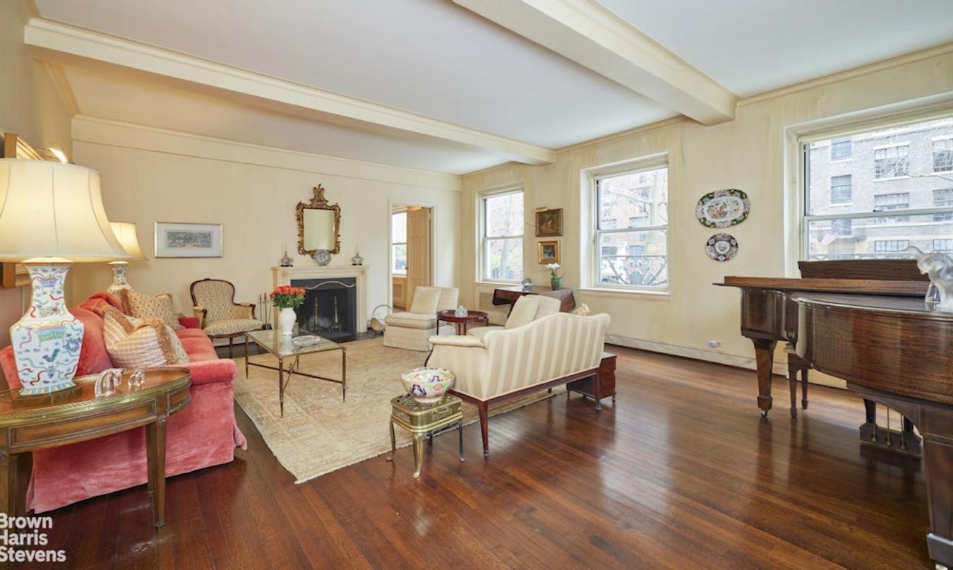 New York, New York, 10021, United States, 3 Bedrooms Bedrooms, ,3 BathroomsBathrooms,Residential,For Sale,1988657