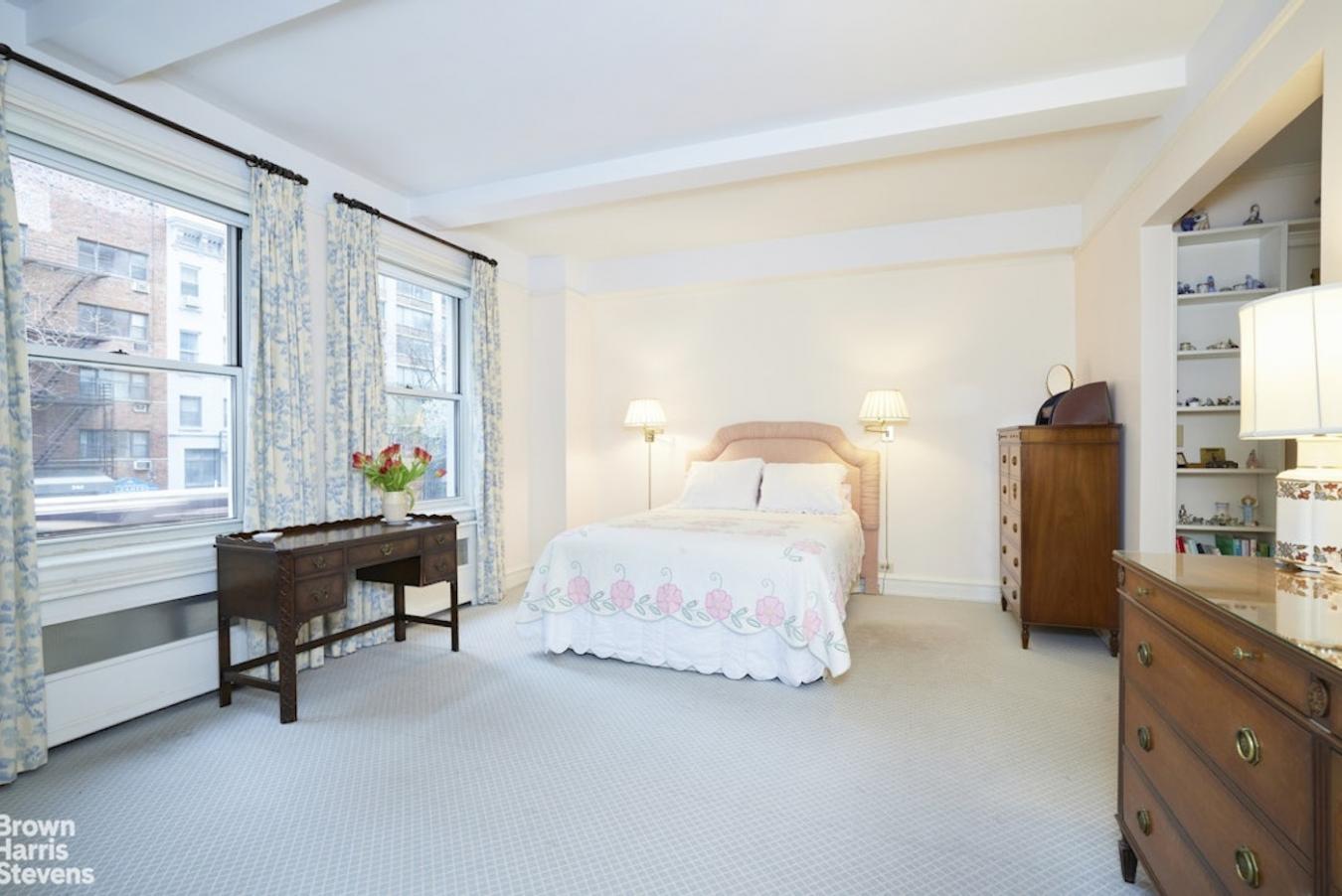 New York, New York, 10021, United States, 3 Bedrooms Bedrooms, ,3 BathroomsBathrooms,Residential,For Sale,1988657