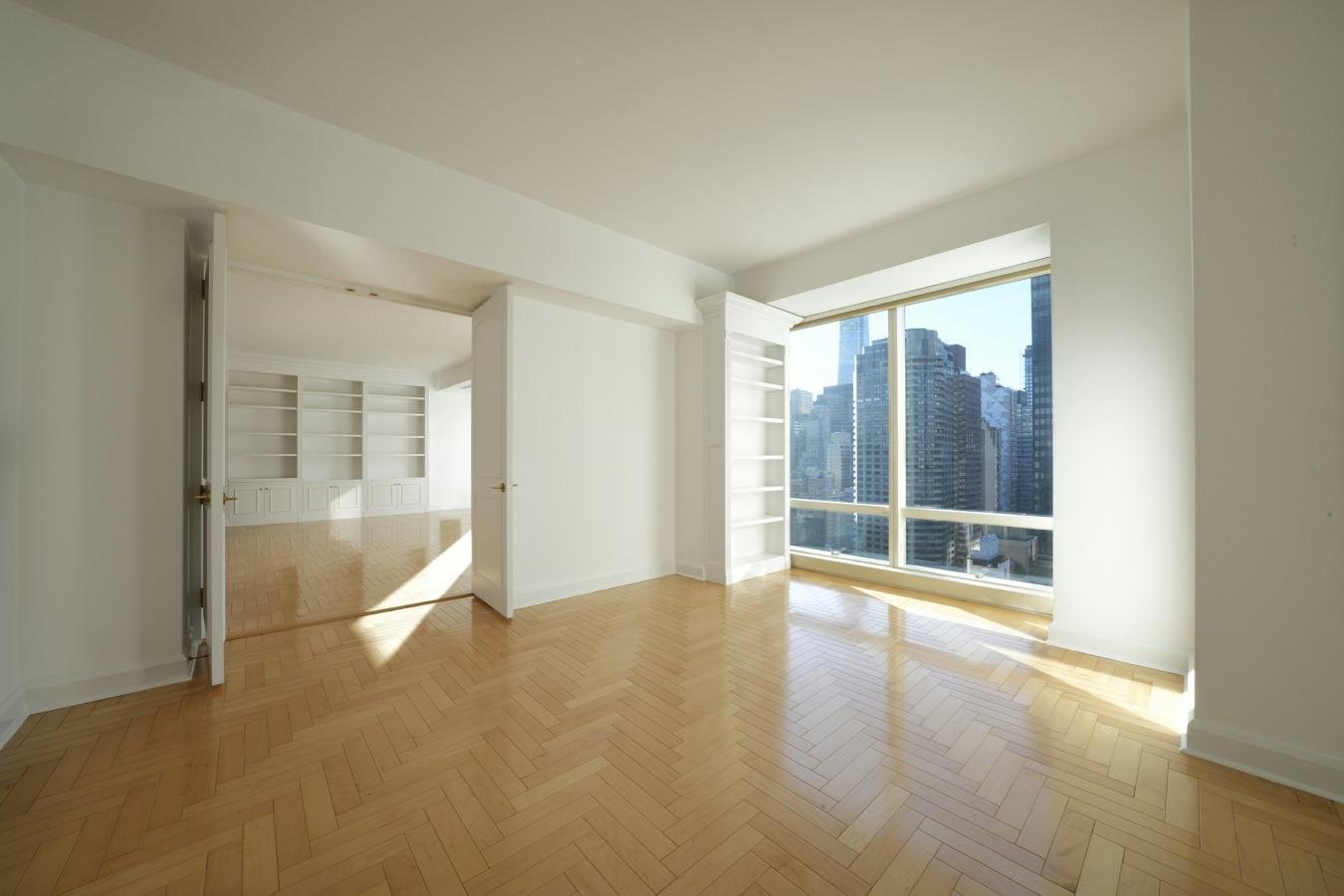 New York, New York, 10017, United States, 2 Bedrooms Bedrooms, ,2 BathroomsBathrooms,Residential,For Sale,1988656