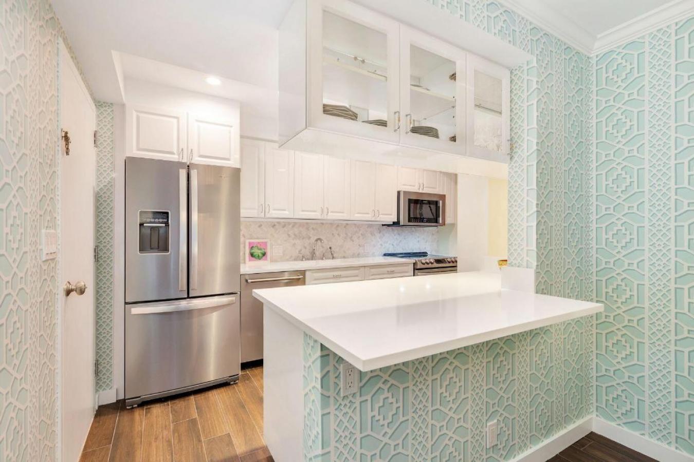 Palm Beach, Florida, 33480, United States, 2 Bedrooms Bedrooms, ,2 BathroomsBathrooms,Residential,For Sale,1988655