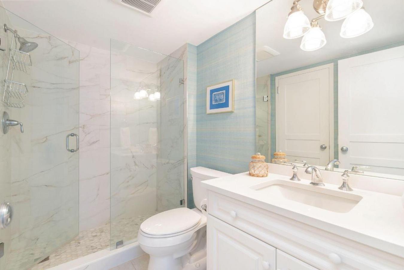 Palm Beach, Florida, 33480, United States, 2 Bedrooms Bedrooms, ,2 BathroomsBathrooms,Residential,For Sale,1988655