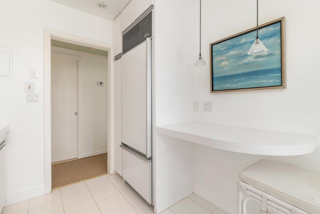 Palm Beach, Florida, 33480, United States, 2 Bedrooms Bedrooms, ,2 BathroomsBathrooms,Residential,For Sale,1988654