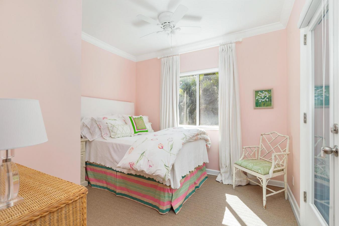 Palm Beach, Florida, 33480, United States, 2 Bedrooms Bedrooms, ,2 BathroomsBathrooms,Residential,For Sale,1988654