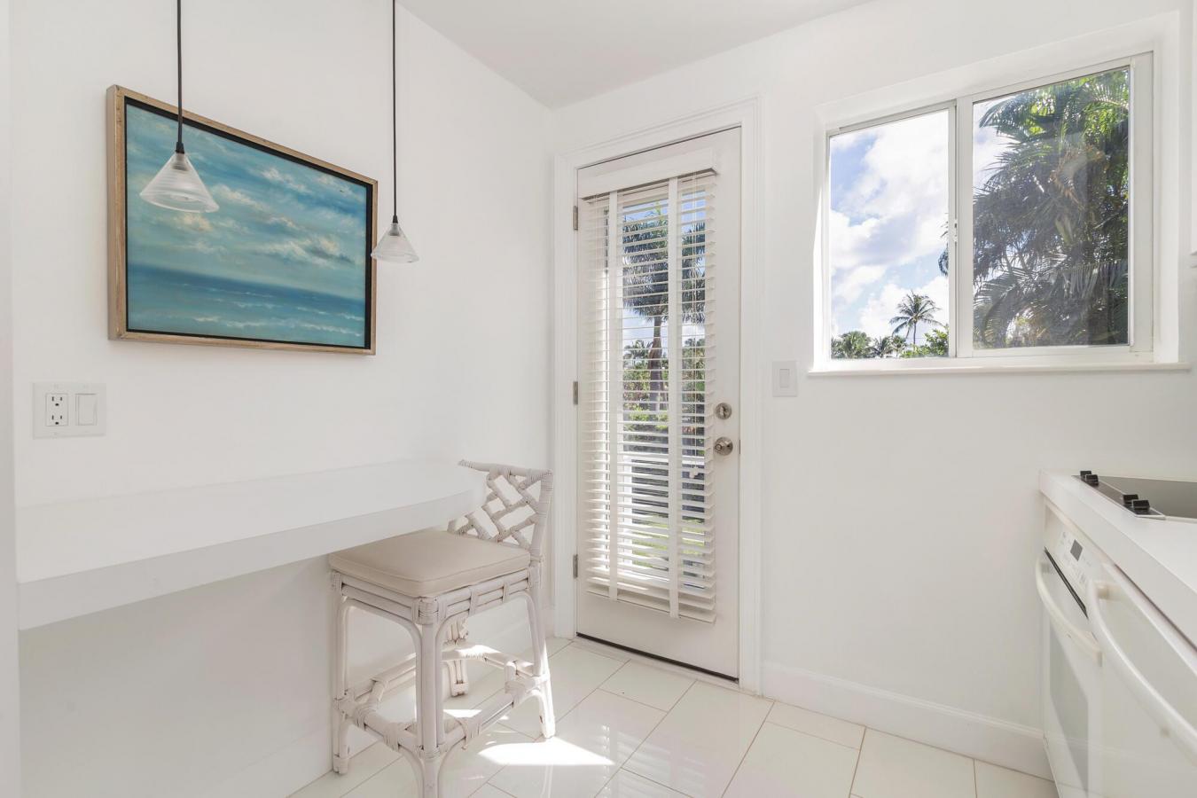 Palm Beach, Florida, 33480, United States, 2 Bedrooms Bedrooms, ,2 BathroomsBathrooms,Residential,For Sale,1988654