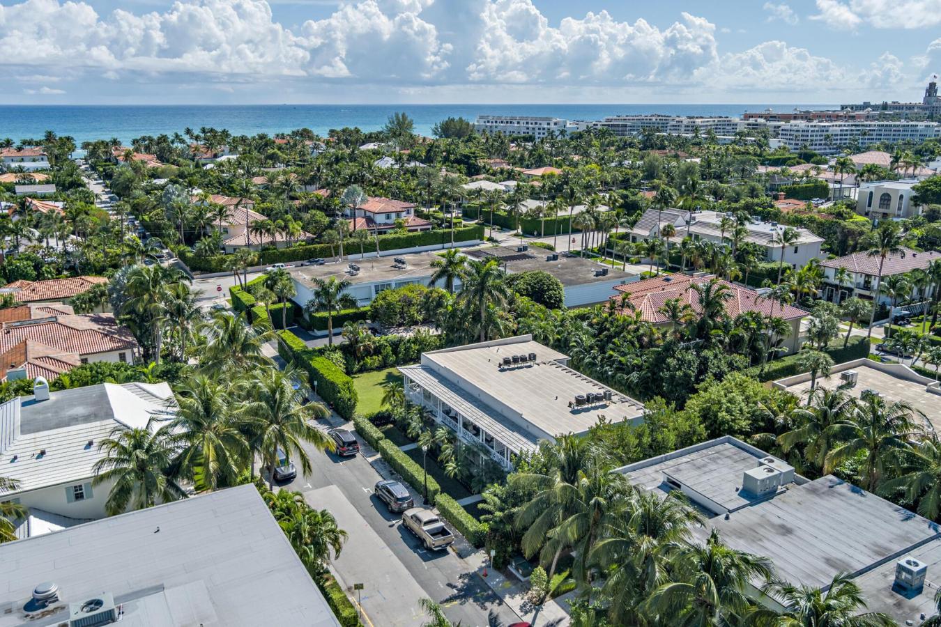 Palm Beach, Florida, 33480, United States, 2 Bedrooms Bedrooms, ,2 BathroomsBathrooms,Residential,For Sale,1988654