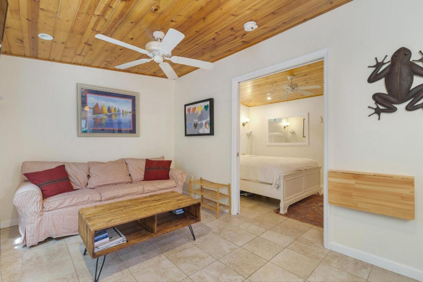 West Palm Beach, Florida, 33401, United States, 4 Bedrooms Bedrooms, ,3 BathroomsBathrooms,Residential,For Sale,1988652