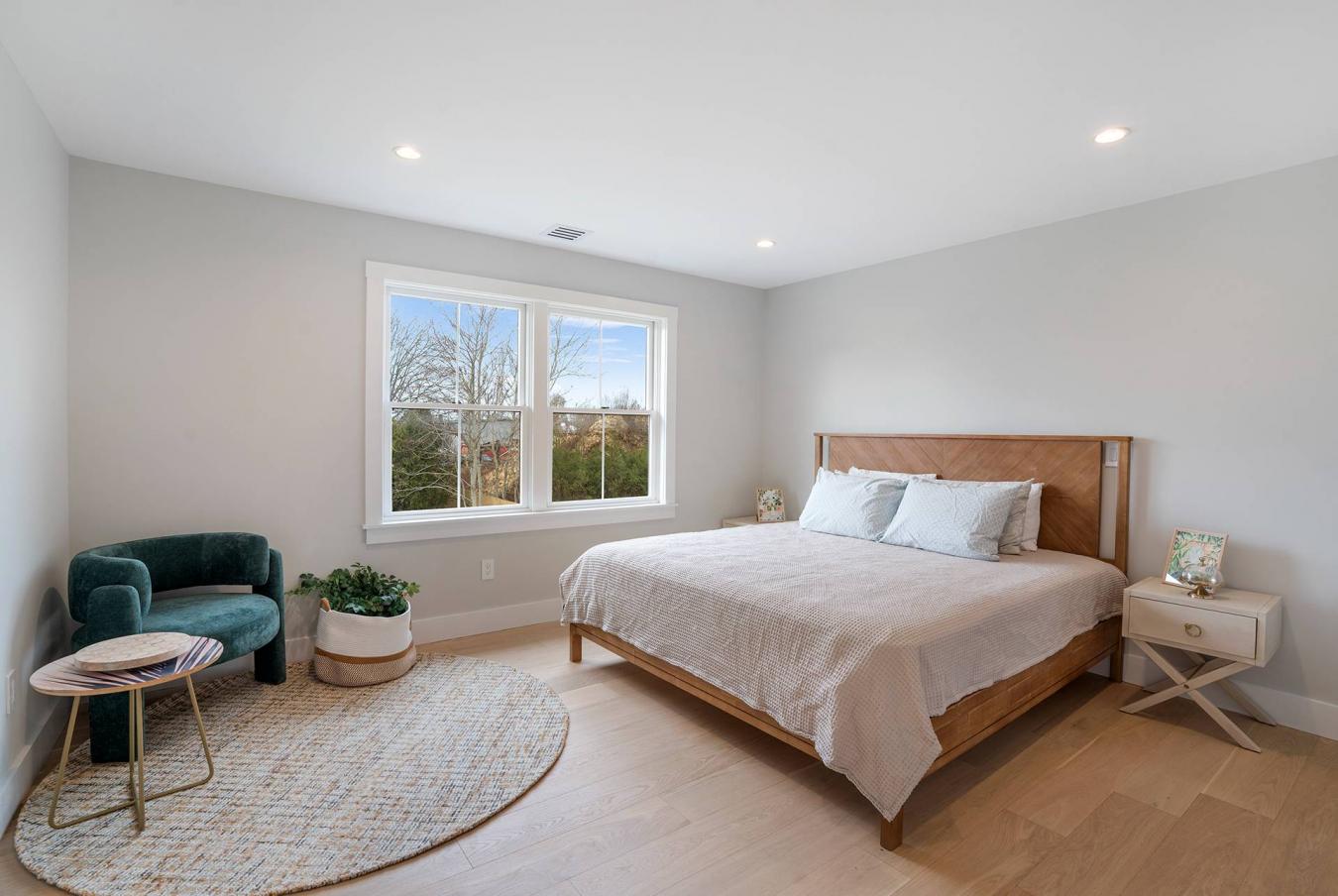 Hampton Bays, New York, 11946, United States, 4 Bedrooms Bedrooms, ,2 BathroomsBathrooms,Residential,For Sale,1988649