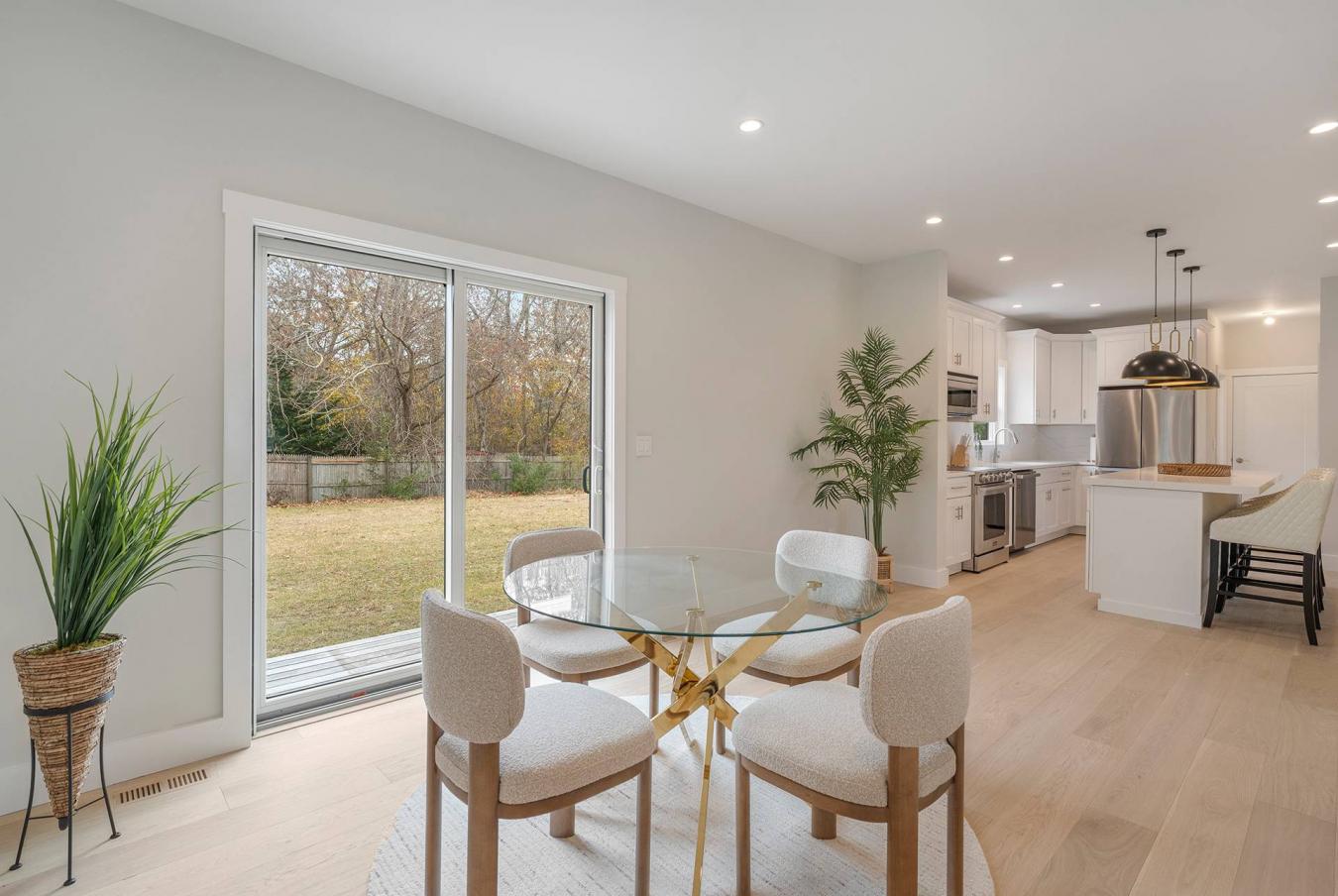 Hampton Bays, New York, 11946, United States, 4 Bedrooms Bedrooms, ,2 BathroomsBathrooms,Residential,For Sale,1988649