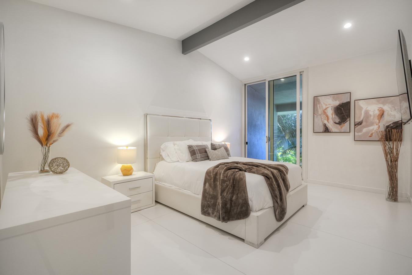 Dana Point, Orange, 92629, United States, 3 Bedrooms Bedrooms, ,2 BathroomsBathrooms,Residential,For Sale,1988648