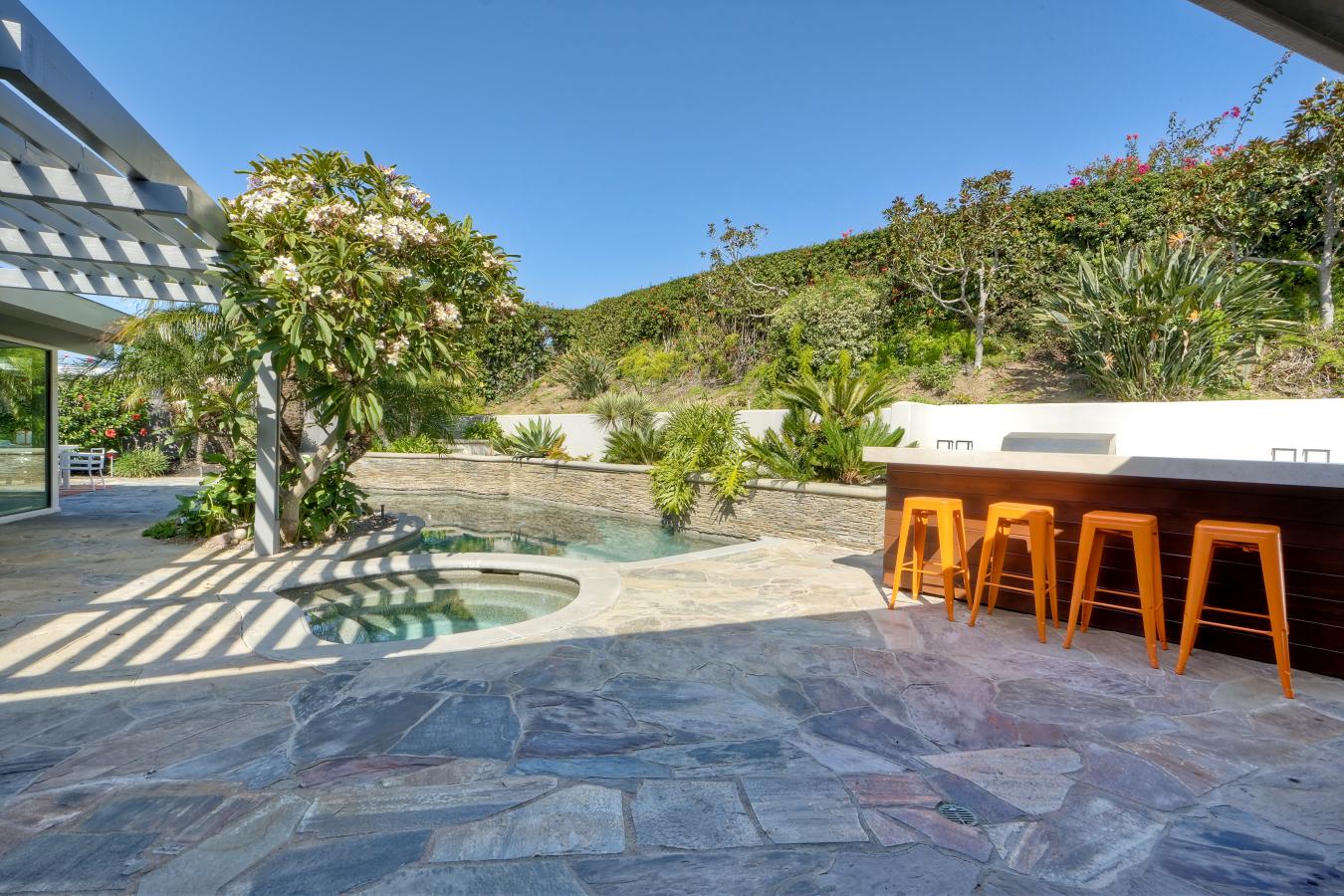 Dana Point, Orange, 92629, United States, 3 Bedrooms Bedrooms, ,2 BathroomsBathrooms,Residential,For Sale,1988648