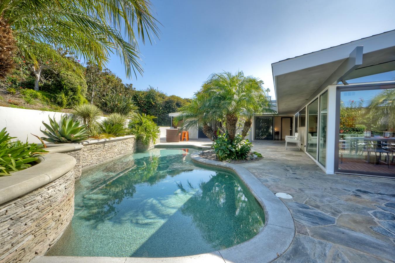 Dana Point, Orange, 92629, United States, 3 Bedrooms Bedrooms, ,2 BathroomsBathrooms,Residential,For Sale,1988648