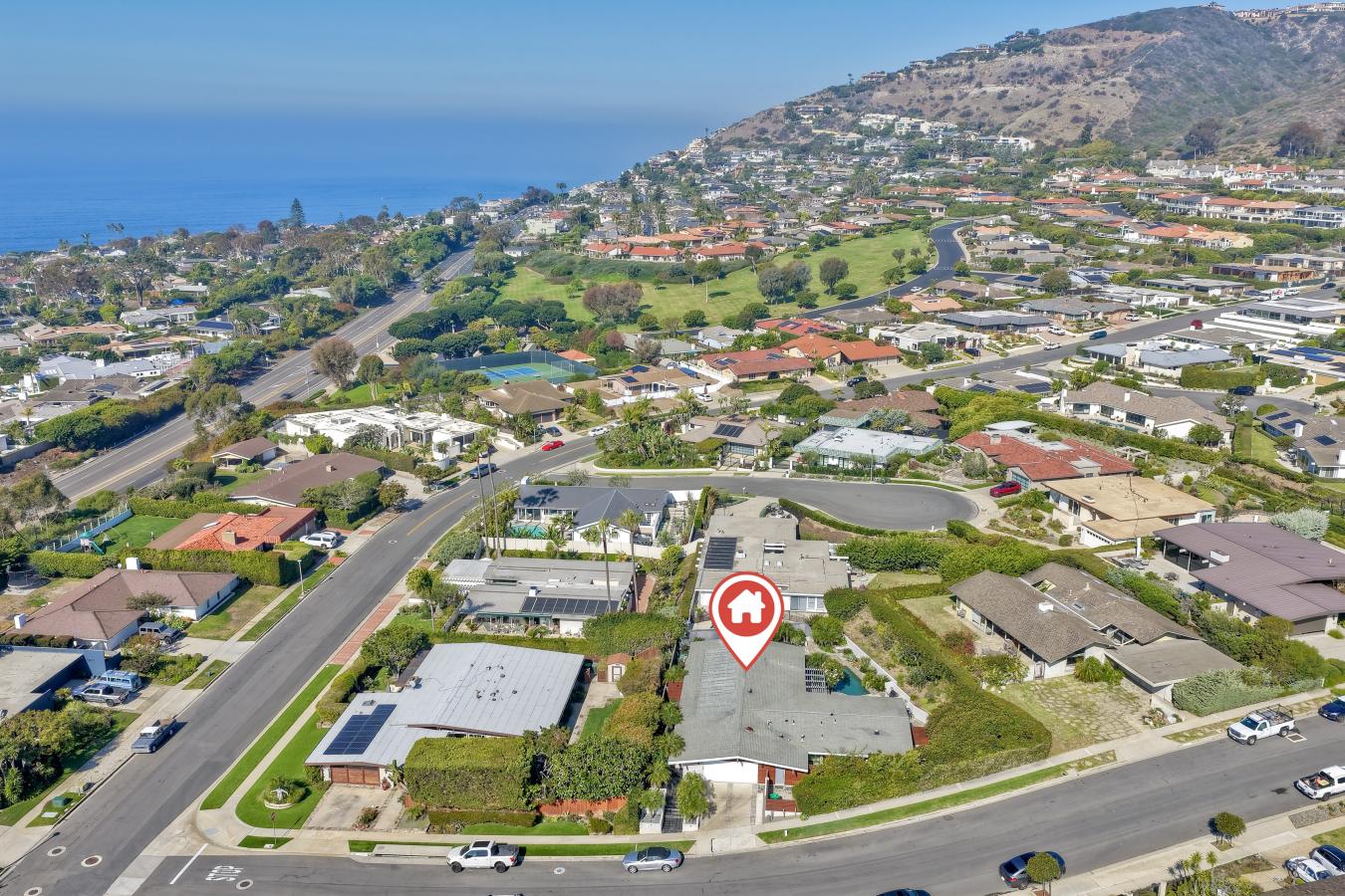 Dana Point, Orange, 92629, United States, 3 Bedrooms Bedrooms, ,2 BathroomsBathrooms,Residential,For Sale,1988648