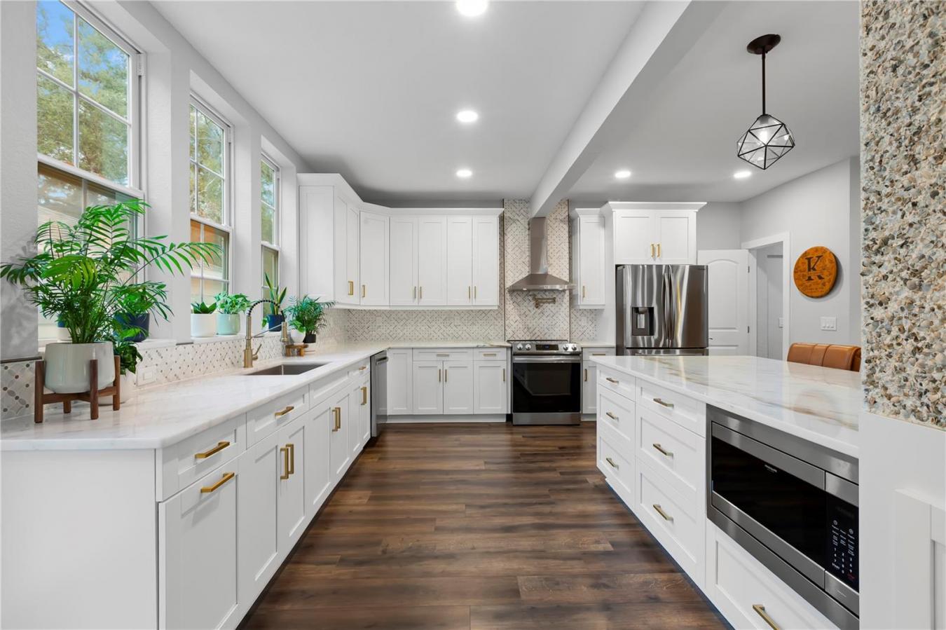 SAFETY HARBOR, Pinellas, 34695, United States, 4 Bedrooms Bedrooms, ,5 BathroomsBathrooms,Residential,For Sale,1988909