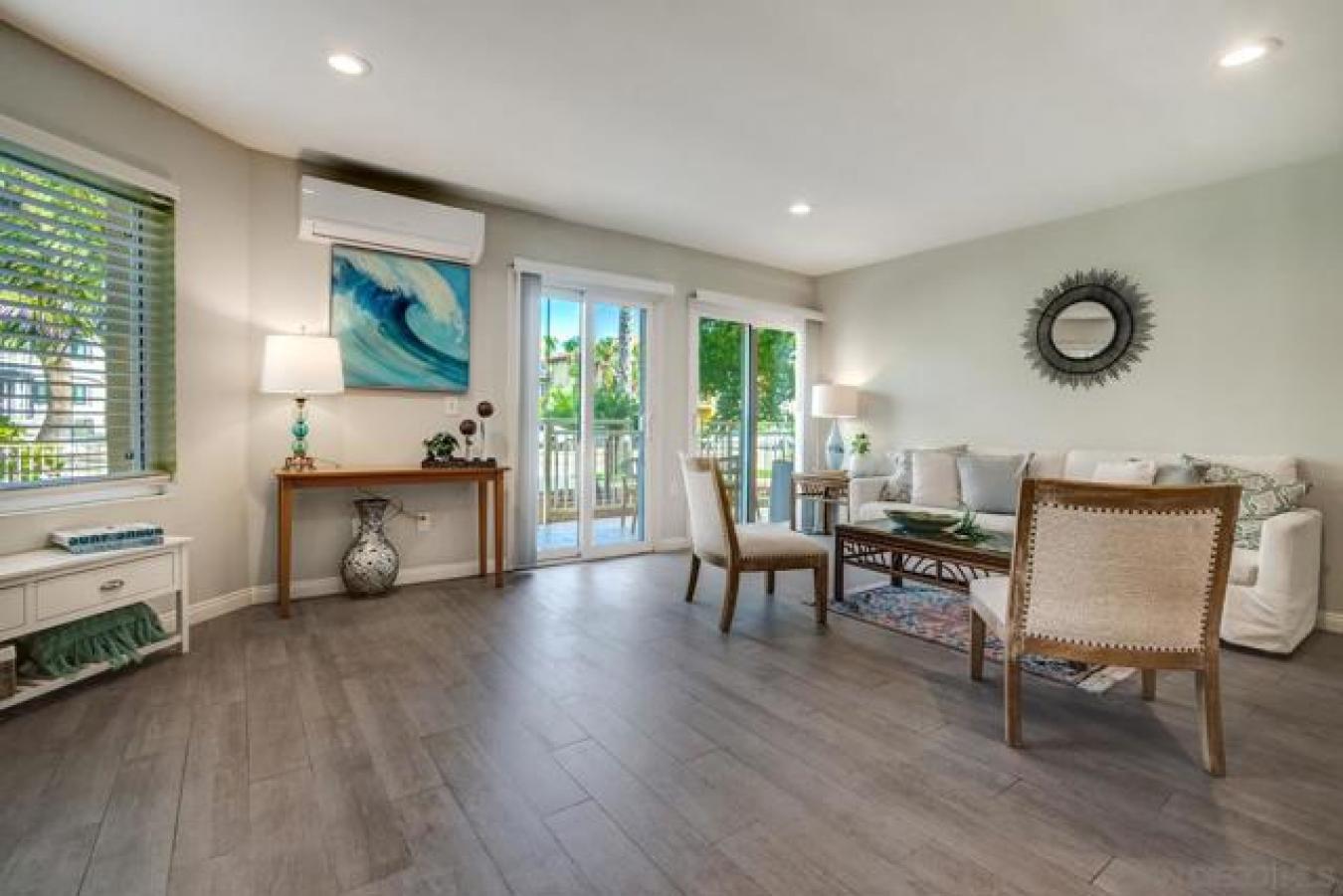 La Jolla, San Diego, 92037, United States, 2 Bedrooms Bedrooms, ,4 BathroomsBathrooms,Residential,For Sale,1988905