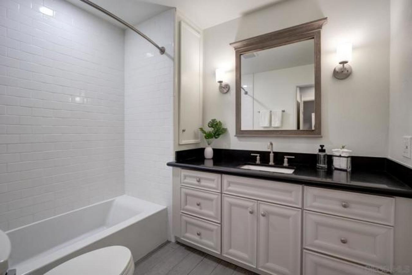 La Jolla, San Diego, 92037, United States, 2 Bedrooms Bedrooms, ,4 BathroomsBathrooms,Residential,For Sale,1988905