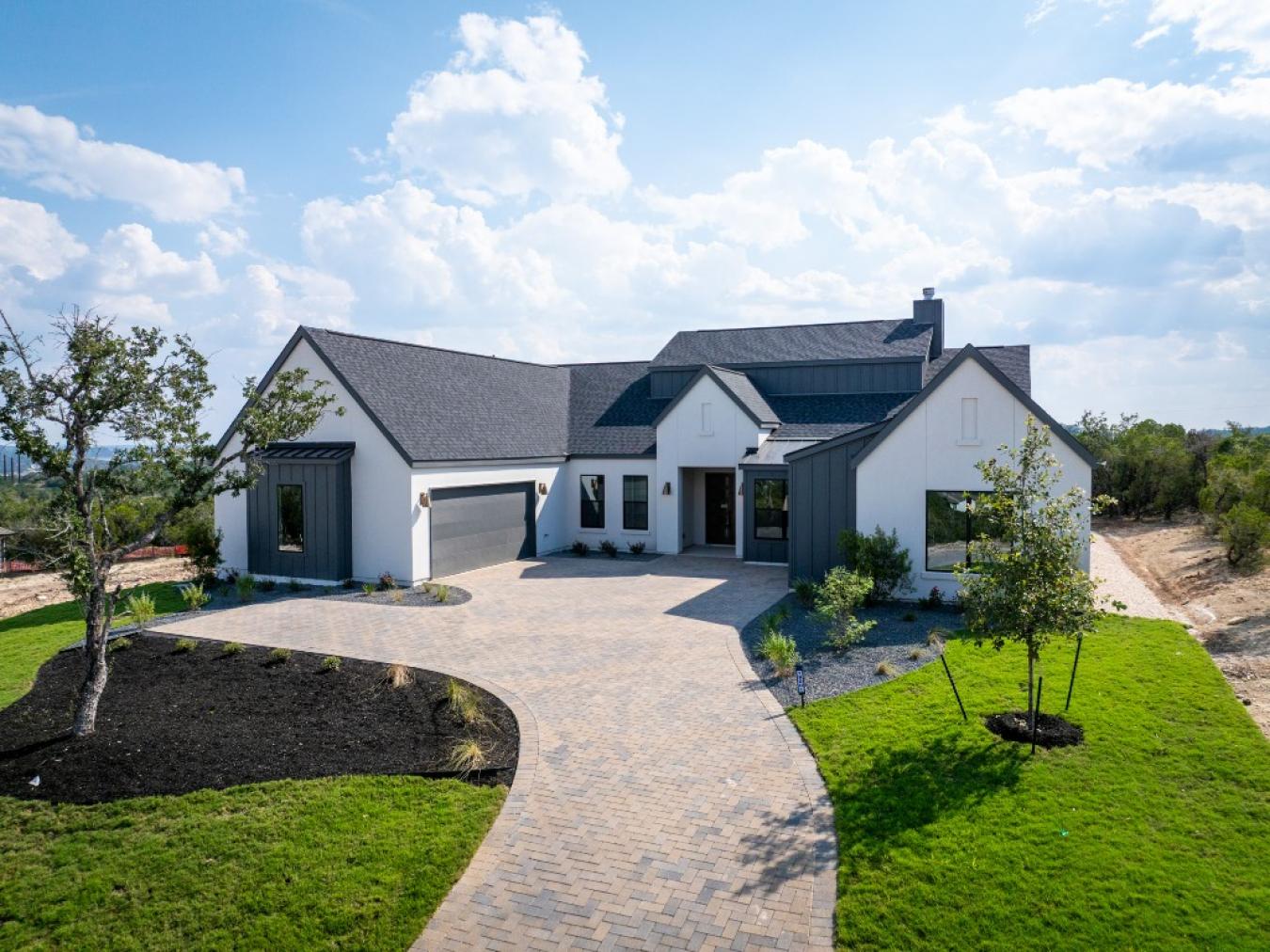 Lago Vista, Travis, 78645, United States, 5 Bedrooms Bedrooms, ,5 BathroomsBathrooms,Residential,For Sale,1988903