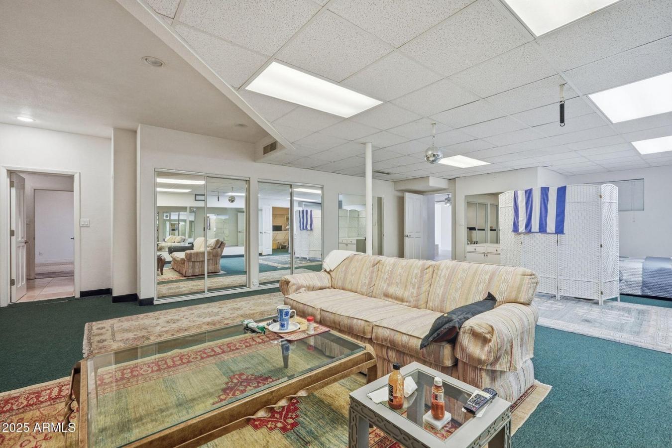 Phoenix, Maricopa, 85016, United States, 6 Bedrooms Bedrooms, ,5 BathroomsBathrooms,Residential,For Sale,1989997