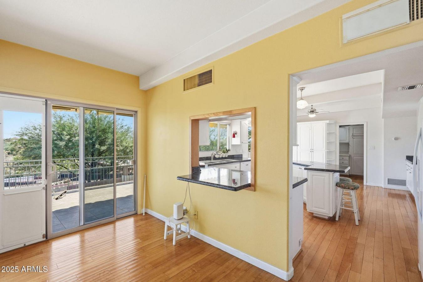 Phoenix, Maricopa, 85016, United States, 6 Bedrooms Bedrooms, ,5 BathroomsBathrooms,Residential,For Sale,1989997