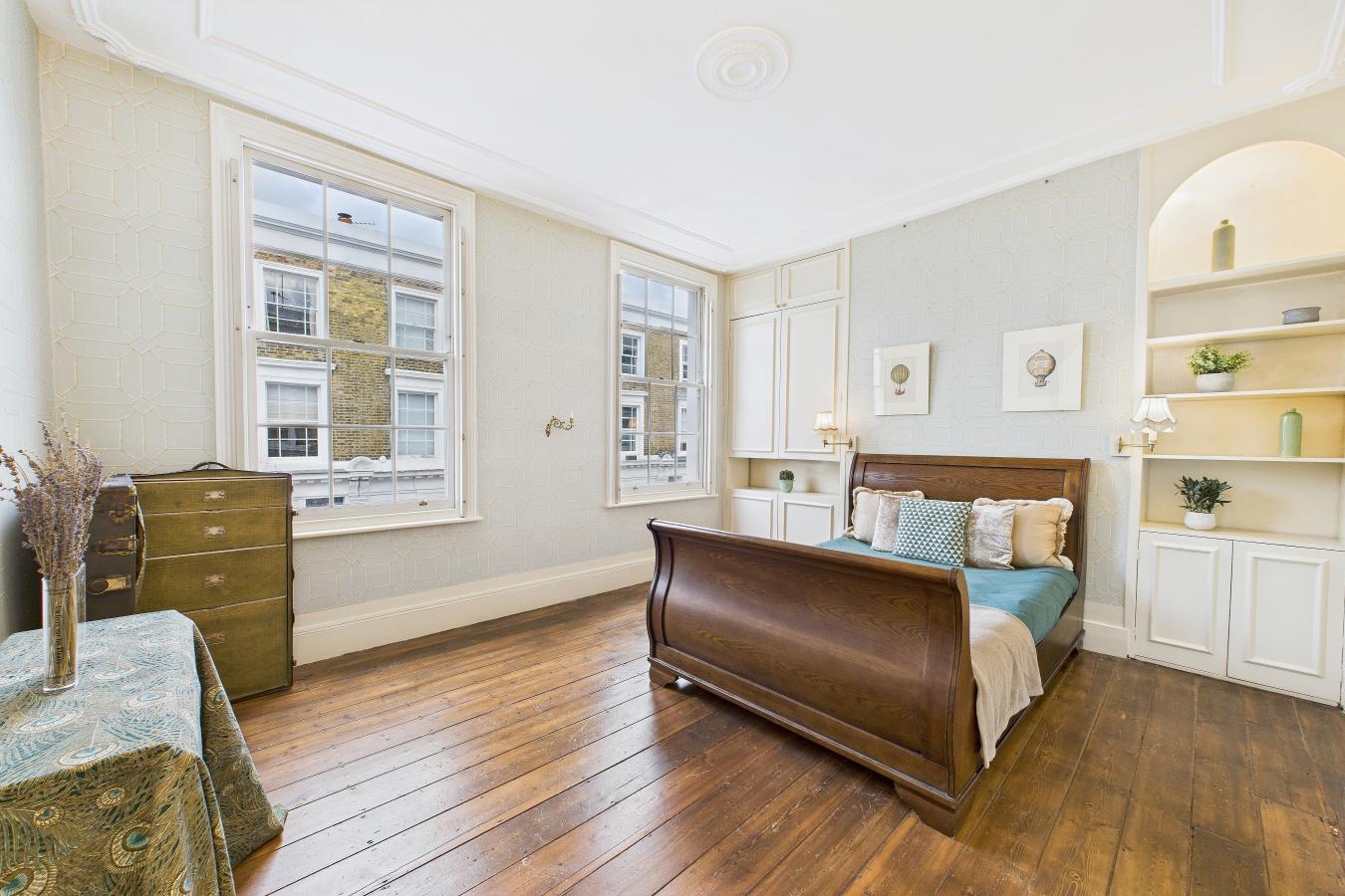 London, SE11 5TL, United Kingdom, 3 Bedrooms Bedrooms, ,1 BathroomBathrooms,Residential,For Sale,1988902