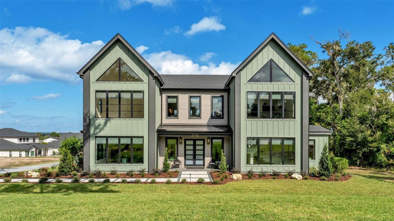 LAKELAND, Polk, 33812, United States, 5 Bedrooms Bedrooms, ,4 BathroomsBathrooms,Residential,For Sale,1989995