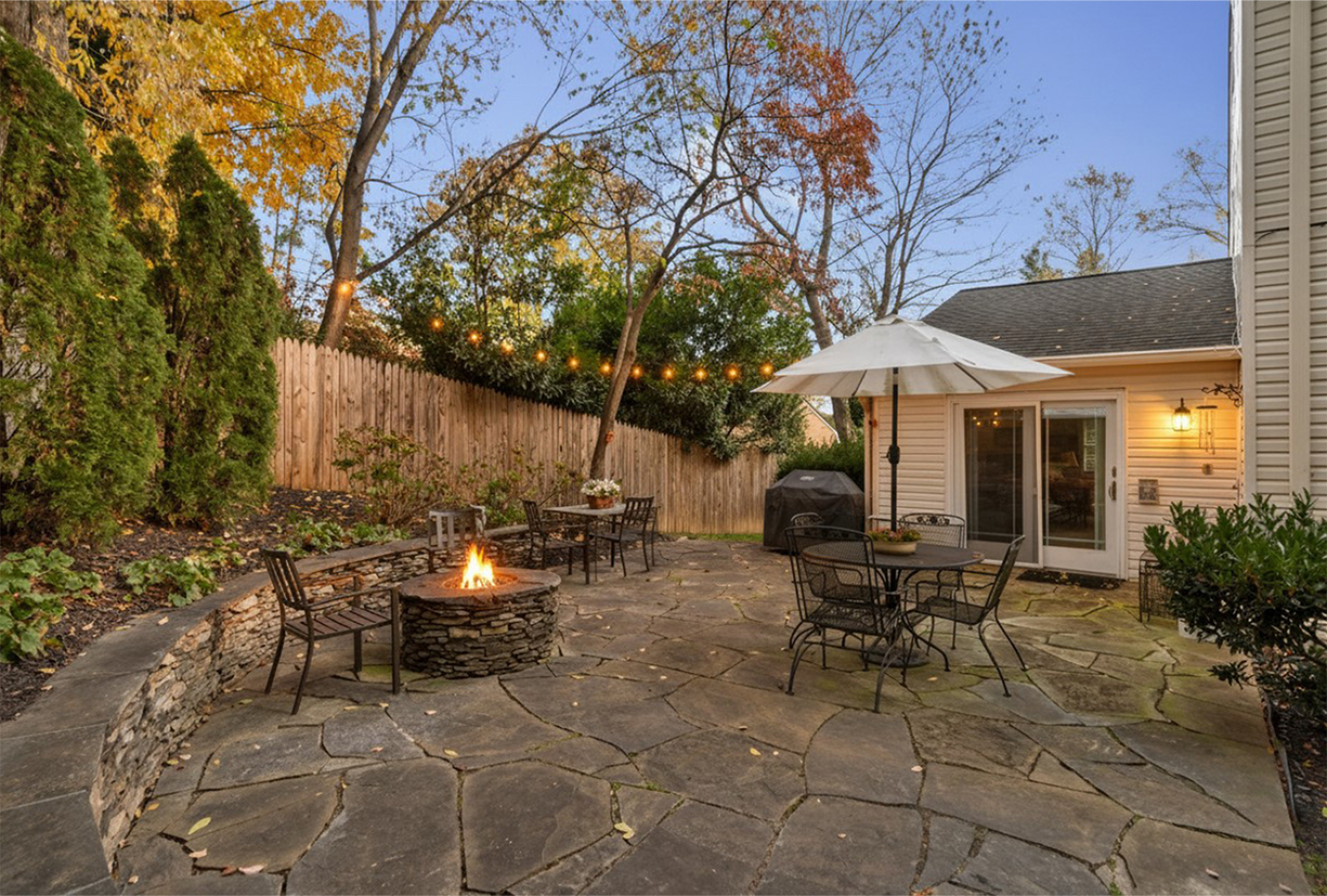 McLean, Fairfax County, 22102, United States, 5 Bedrooms Bedrooms, ,4 BathroomsBathrooms,Residential,For Sale,1989992