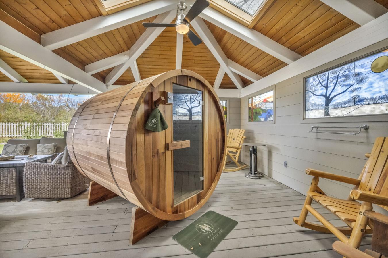 Gardnerville, Douglas, 89410, United States, 6 Bedrooms Bedrooms, ,4 BathroomsBathrooms,Residential,For Sale,1989993