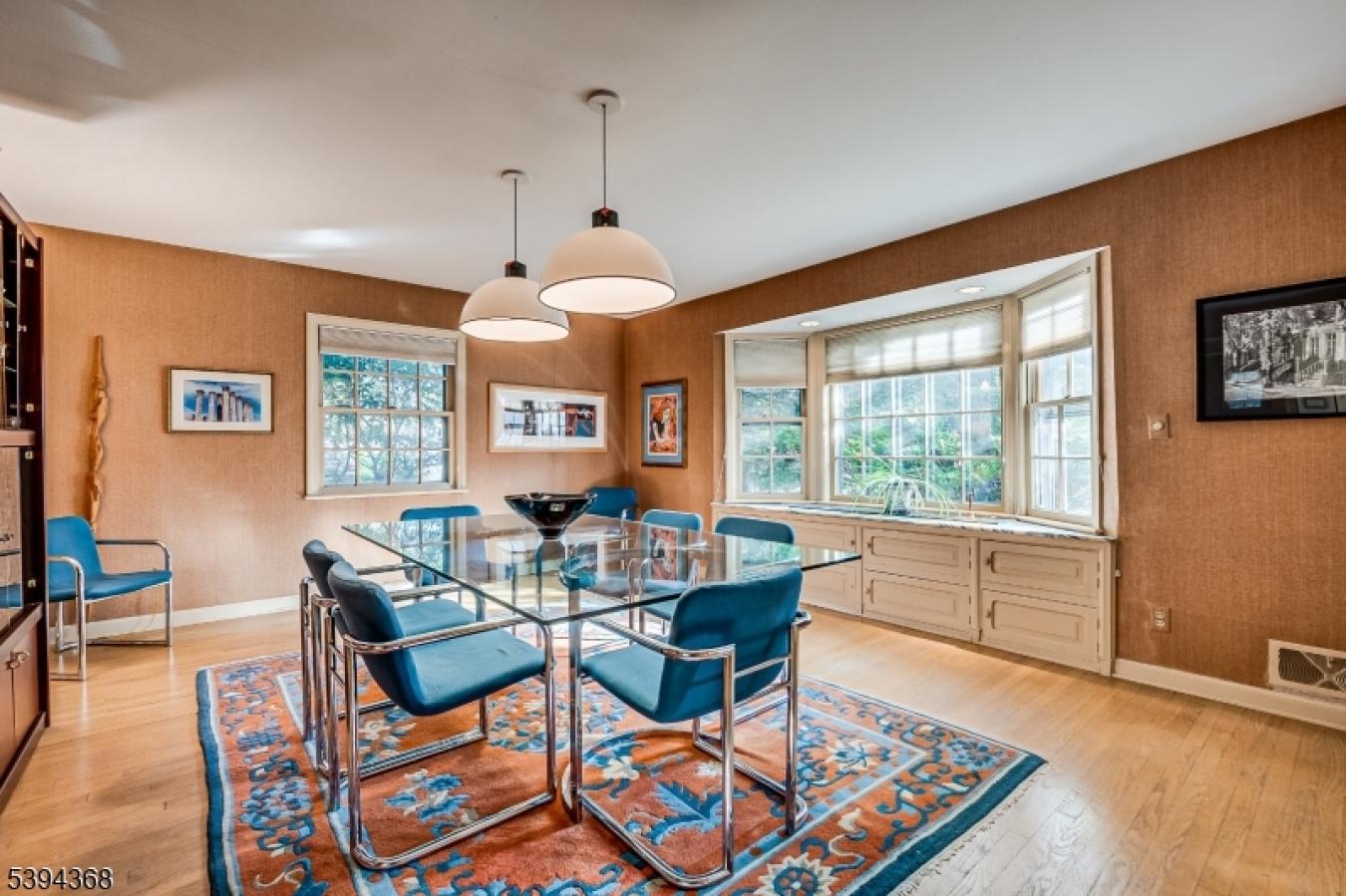 Metuchen Boro, Middlesex, 08840, United States, 5 Bedrooms Bedrooms, ,3 BathroomsBathrooms,Residential,For Sale,1989996