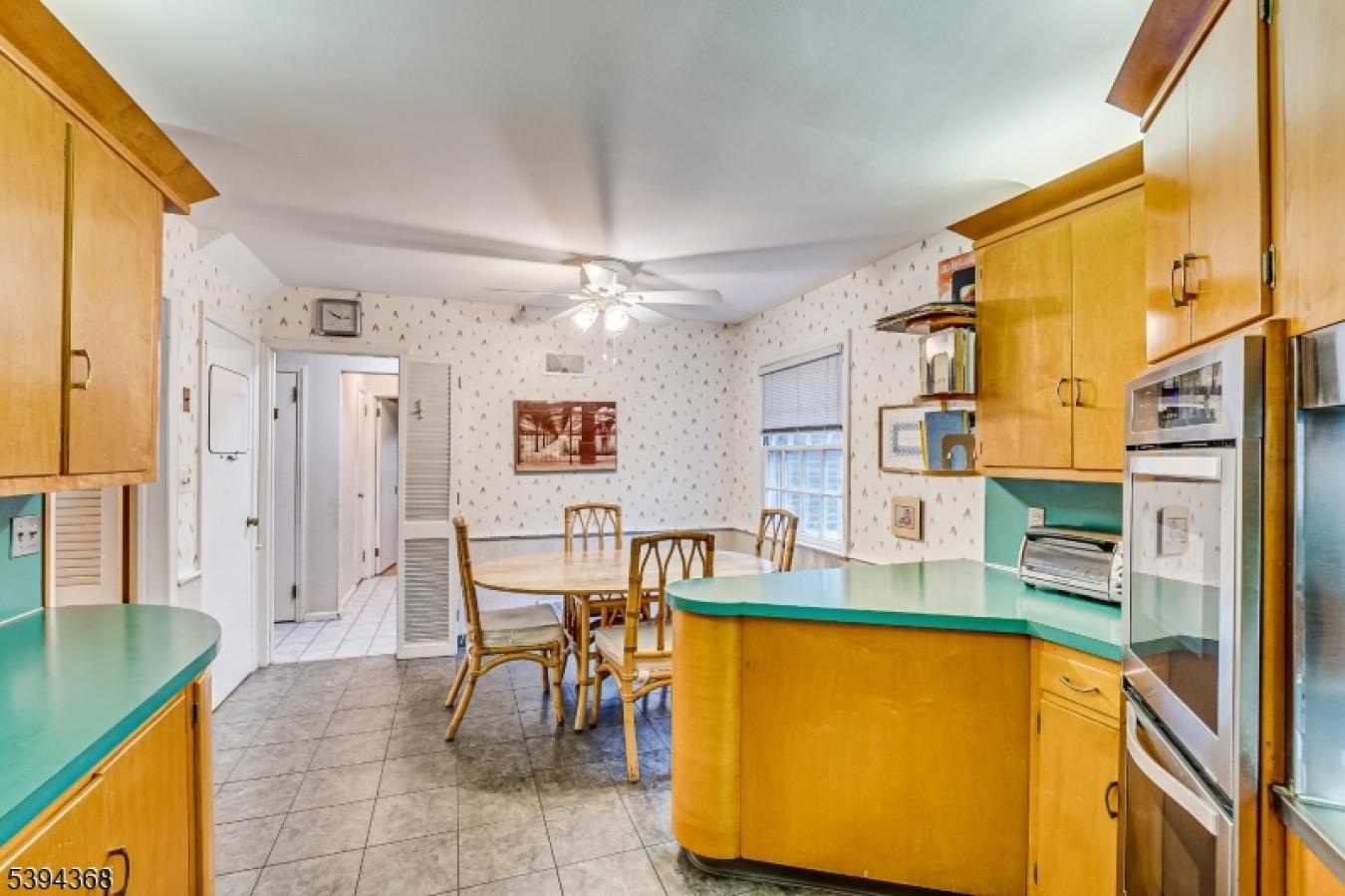 Metuchen Boro, Middlesex, 08840, United States, 5 Bedrooms Bedrooms, ,3 BathroomsBathrooms,Residential,For Sale,1989996