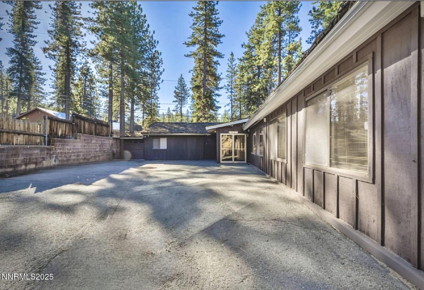 Glenbrook, Douglas, 89413, United States, 5 Bedrooms Bedrooms, ,2 BathroomsBathrooms,Residential,For Sale,1989990