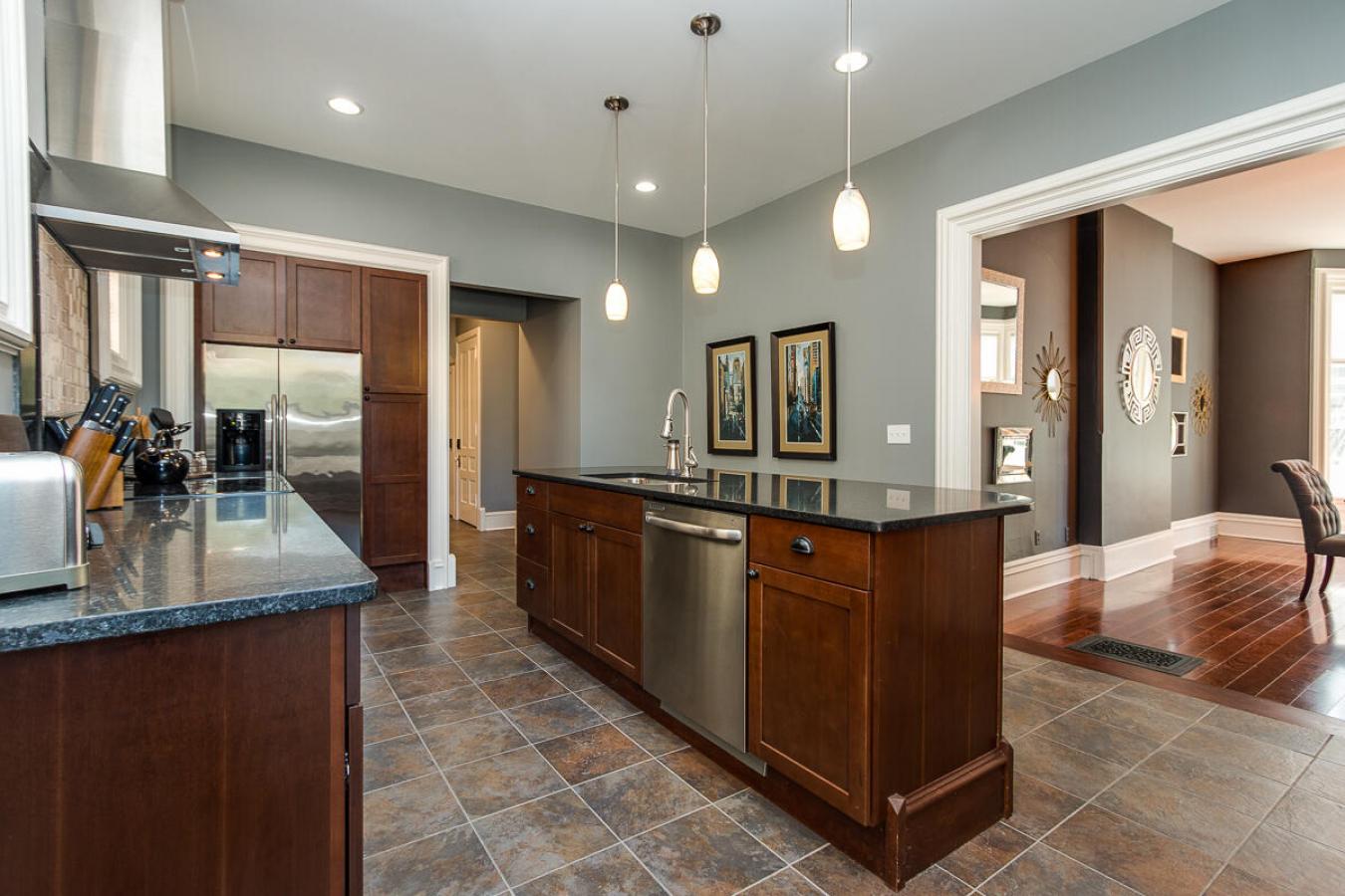 Grand Rapids, Kent, 49503, United States, 5 Bedrooms Bedrooms, ,2 BathroomsBathrooms,Residential,For Sale,1989989