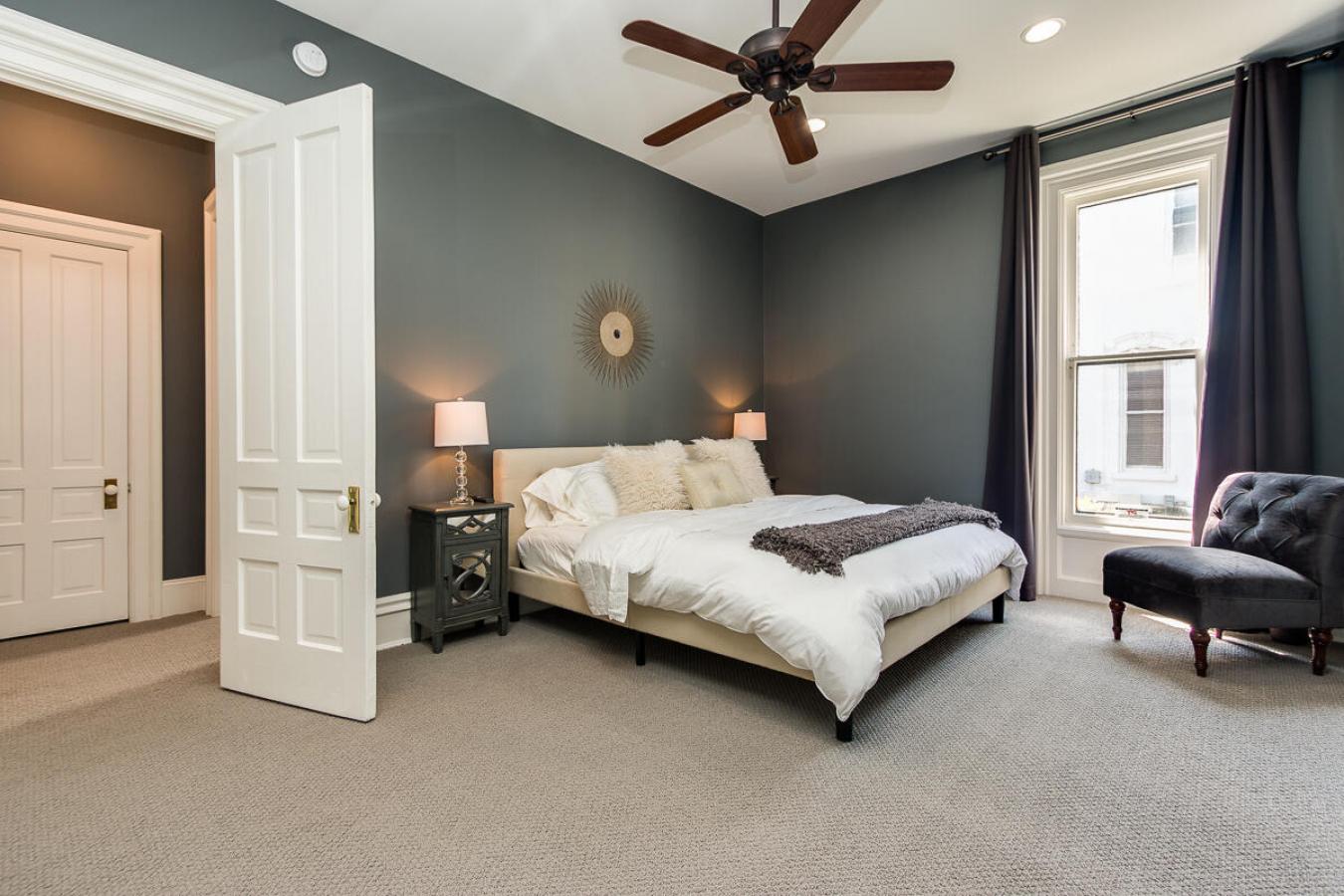 Grand Rapids, Kent, 49503, United States, 5 Bedrooms Bedrooms, ,2 BathroomsBathrooms,Residential,For Sale,1989989