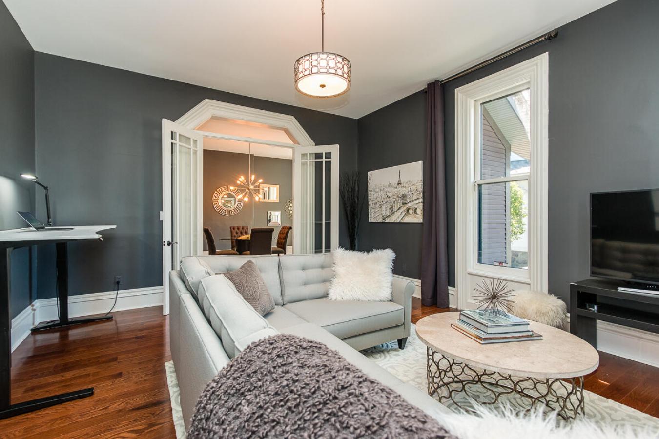 Grand Rapids, Kent, 49503, United States, 5 Bedrooms Bedrooms, ,2 BathroomsBathrooms,Residential,For Sale,1989989